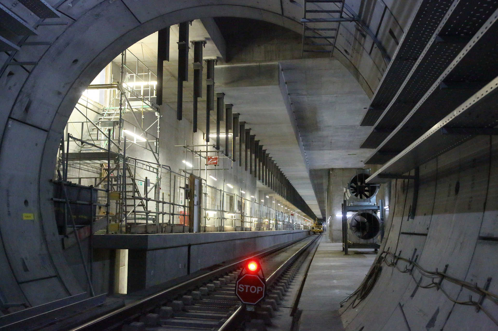 Сохранения метро. Crossrail Лондон. Станции Crossrail. Метро Crossrail. Линия Crossrail.